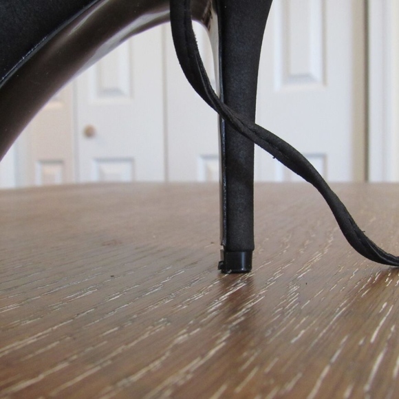 JustFab black heels - Picture 5 of 8